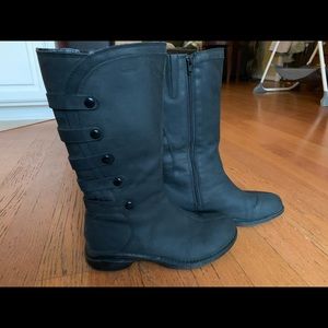 Merrell size 7 black boots